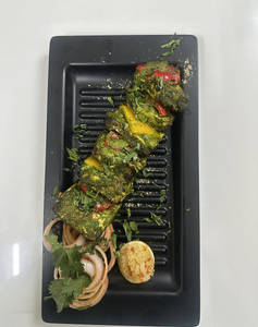 Kacchi Mirch Ka Paneer Tikka