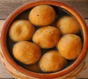 Nolen Gur Rasgulla Special Matka Handi 10Pc Pack