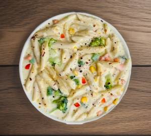 White sauce pasta