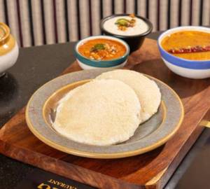 Ghee Idly [ 4 pcs ],