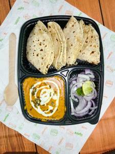 Sahi paneer with 4 tawa roti