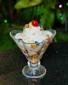 Fruit Salad With Ice Cream
