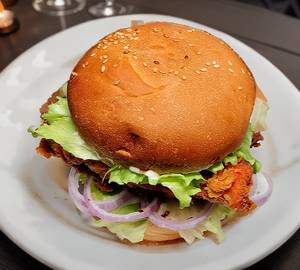 Chicken BBQ Burger