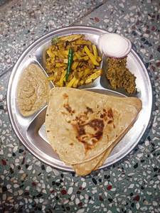 ⭐ 5 Plain Paratha With Bhujiya