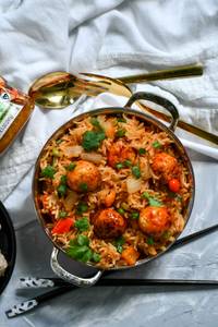 Veg Manchurian Fry Rice (Normal Spicy) 500 Ml