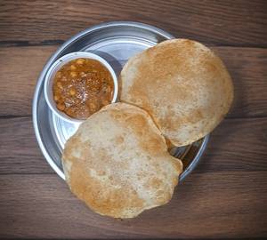 Chole [300ML] Bhature