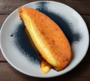 Spicy Cheese Burst Vada Pav