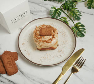 Biscoff Cinnamon Roll