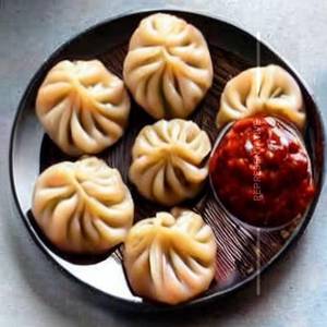 Schezwan momos [veg]  