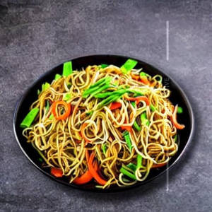 Veg Hakka Noodles