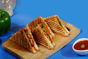 Cheese Spicy Capsicum Grill Sandwich