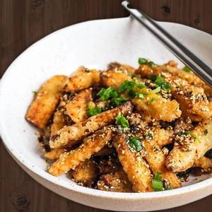 Golden fried baby corn