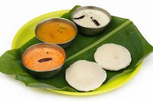 Idli Sambar (4 Pc)