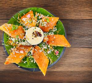 Paneer butter masala dosa