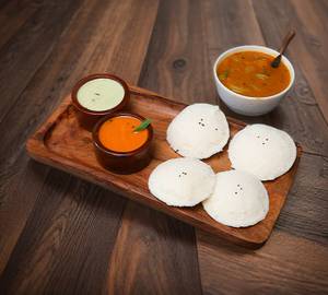 Idli (4 Piece)