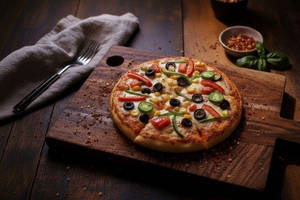 Jain Exotica Veggie Pizza