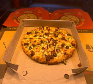 Spicy Chicken Pizza