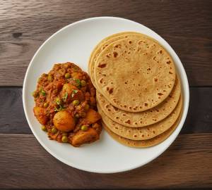 Aloo Matar Ki Sabzi With 4 Paratha