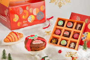 The Rudolph Xmas Gift Hamper Box