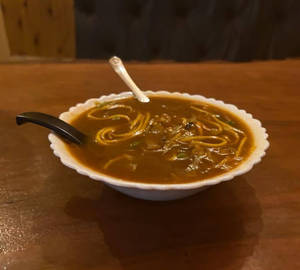 Veg Thukpa