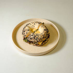 Thecha Paneer Bagel