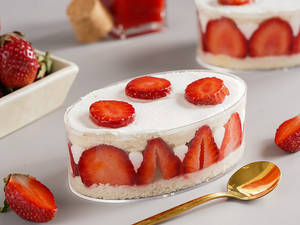 Strawberry Fraisier Tub