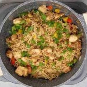 DOUBLE EGG CHICKEN MAGGIE