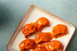 Dynamite Momos