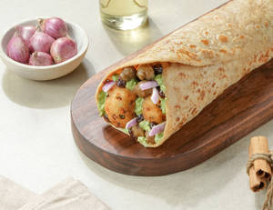 Chole Tikki Roll