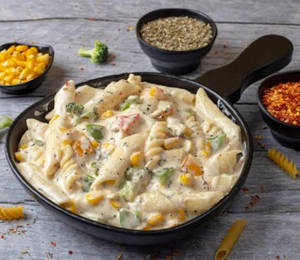 White Sauce Pasta
