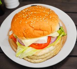 Cheese paneer burger