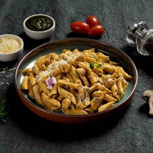 Pesto Primavera With Mushroom Pasta