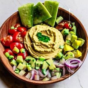 Zingy hummus salad