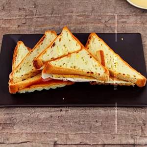 Jam cheese toast