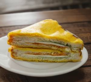 Paneer Bread Pakoda 1 Pcs ( Served With Red Sauce )