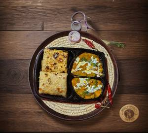 Paratha With Green Peas Masala