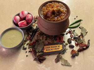 Clay Pot Rara Chaap Masala[serves 2-3]