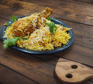 Chicken dum biryani half