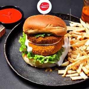 Makhani Paneer Burger