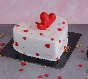 Valentines Special Pineapple Cake [500 Grams]