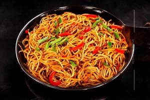 Egg Chilli Garlic Noodles