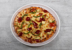 Spicy Paneer Pizza