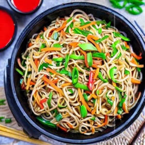Mix Hakka Noodles(veg)