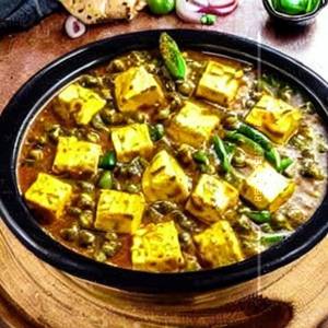 Matar paneer