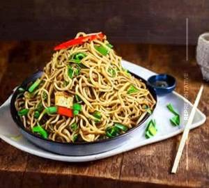 Paneer Hakka Noodles