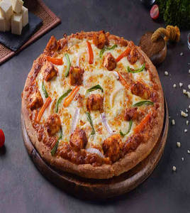 Fiery Paneer Pizza [10 Inches]