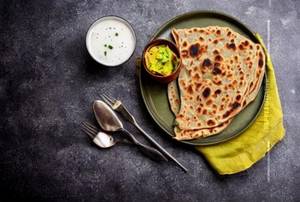 Aloo Pyaz Paratha