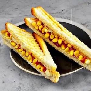 Cheese corn sandwich