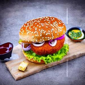 BBQ paneer burger