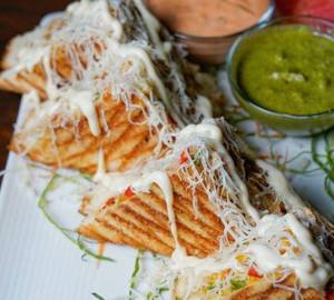 Fried chicken sandwich